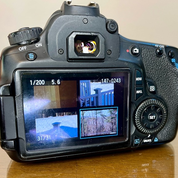 Canon EOS 60D Digital SLR Camera, Zoom Lens EF 80-200mm, 2-Batteries, Charger - Picture 13 of 17